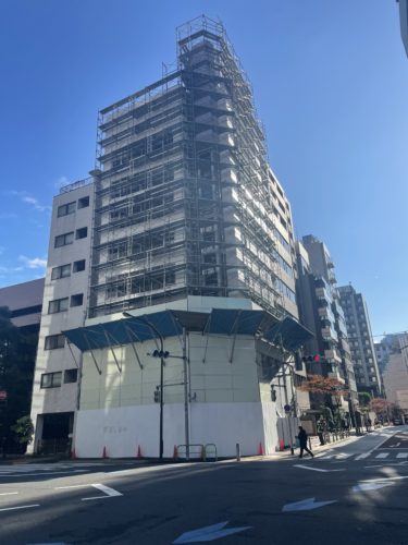 画像：新橋ビル解体足場工事